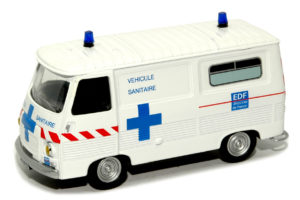 Peugeot J7 ambulance